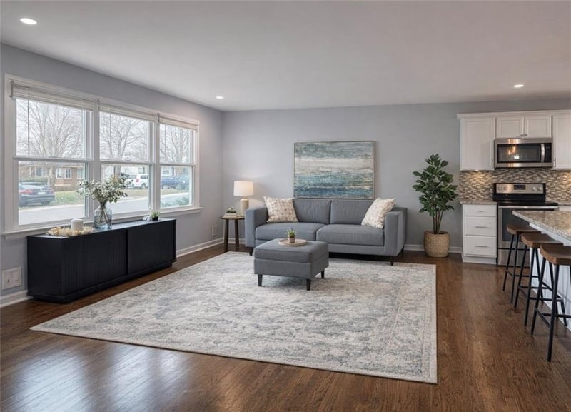 8635 Larsen St, Overland Park, KS 66214