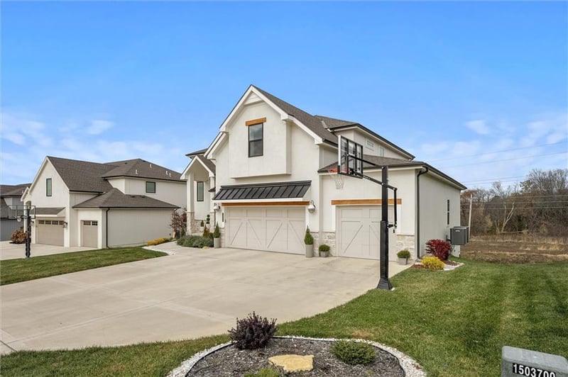 7604 NE 103rd Ter, Kansas City, MO 64157