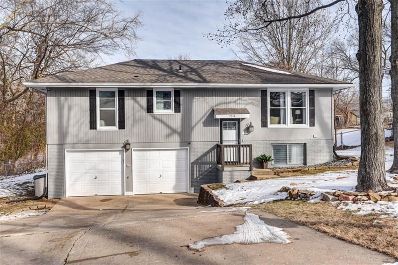7314 73rd Ter, Kansas City, MO 64152