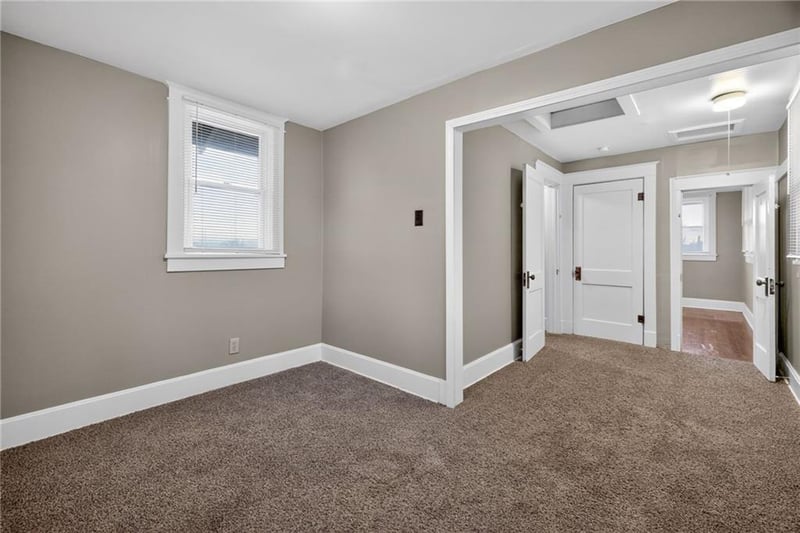 1420 33rd St, Kansas City, KS 66106