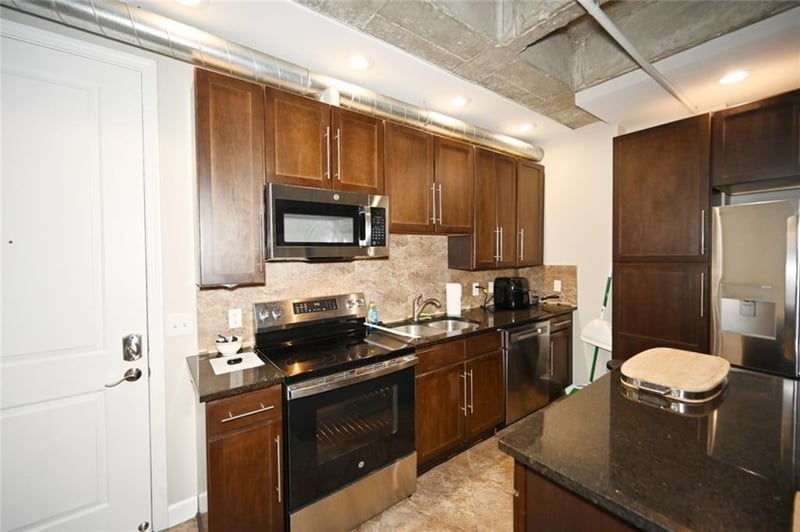 2940 Baltimore Ave #1209, Kansas City, MO 64108