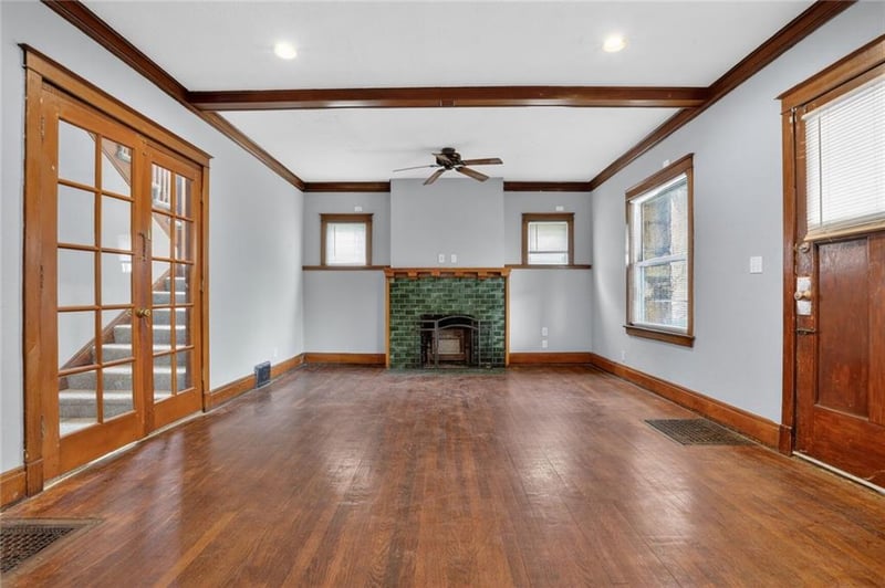 3726 Jefferson St, Kansas City, MO 64111