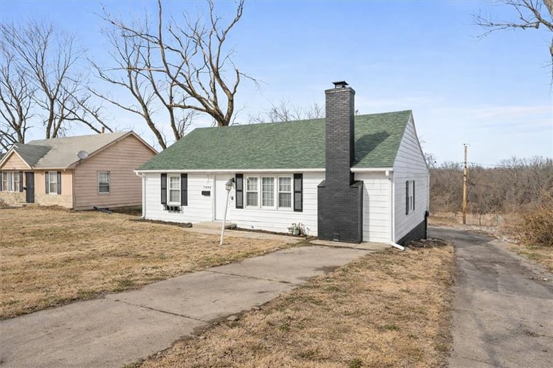 7404 56th Ter, Kansas City, MO 64129