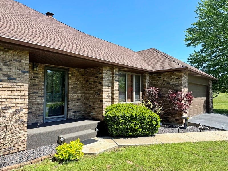 1355 E Ee Hw, El Dorado Springs, MO 64744