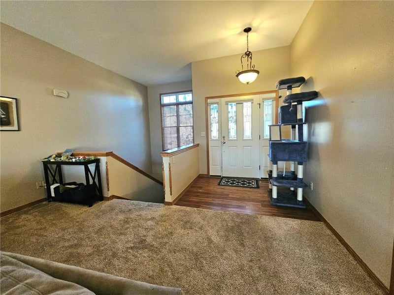1918 Windsor Dr, Pittsburg, KS 66762