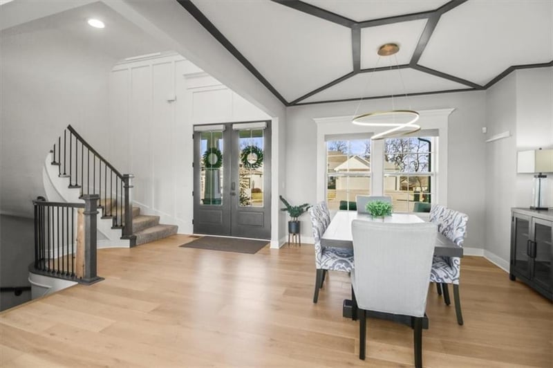 3130 Blue Ribbon St, Lee's Summit, MO 64082