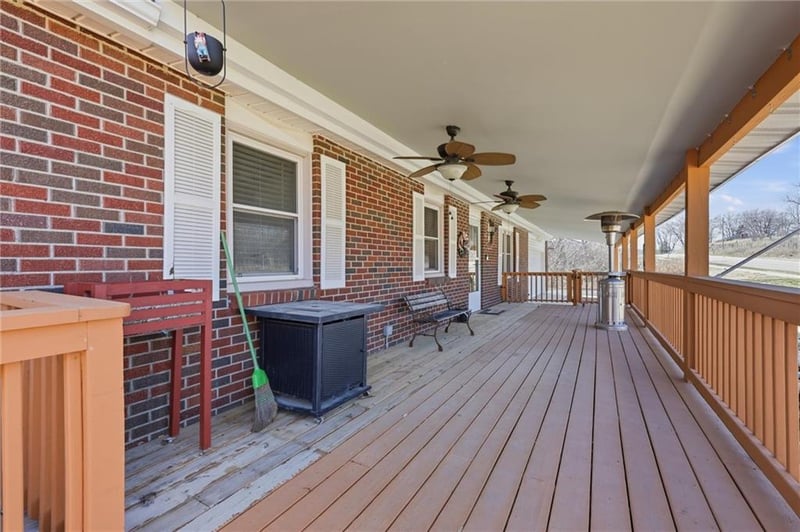 9851 Kansas Ave, Kansas City, KS 66111