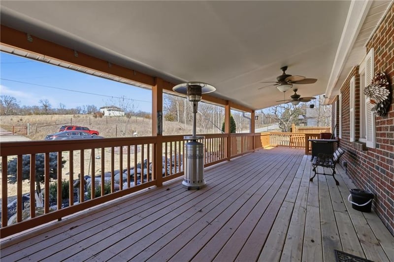 9851 Kansas Ave, Kansas City, KS 66111