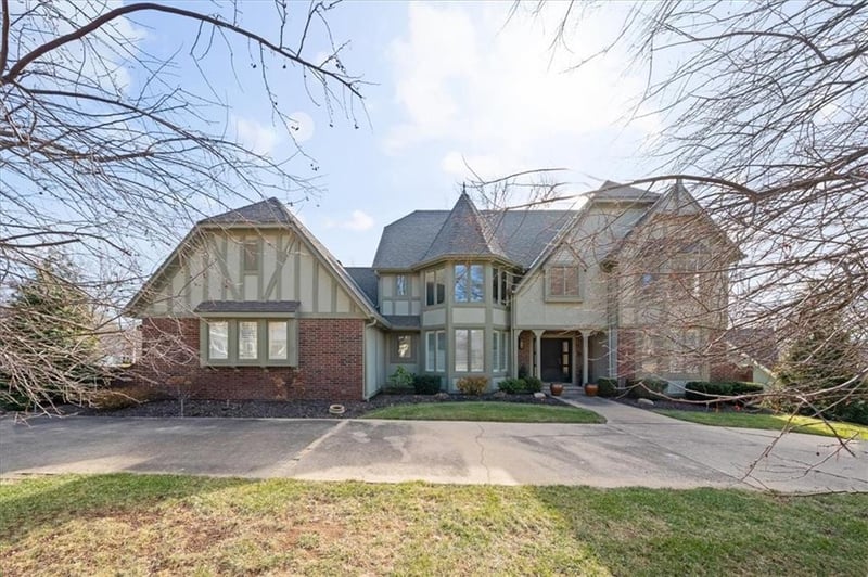 4001 W 126 St, Leawood, KS 66209