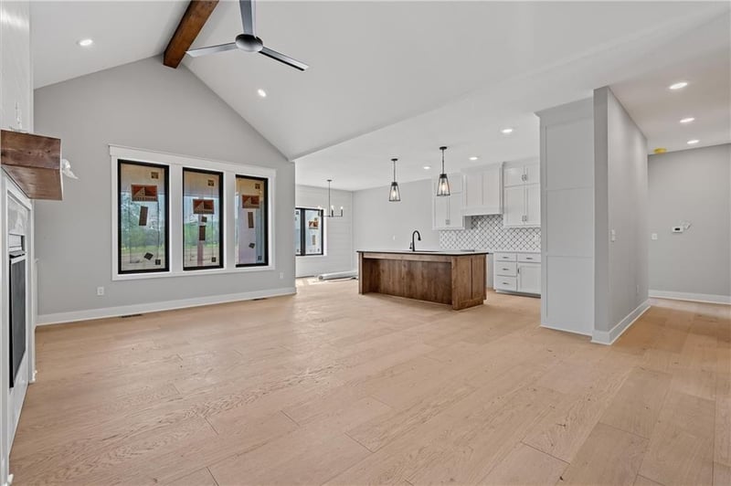 9901 Stockdale Rd, Liberty, MO 64068