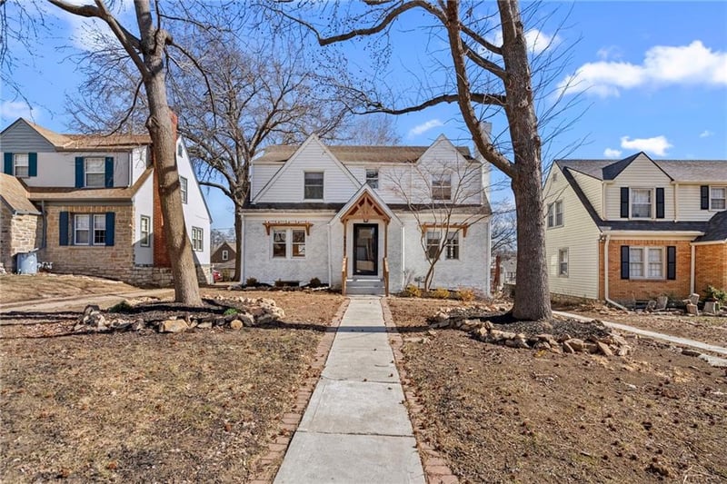 6531 Holmes Rd, Kansas City, MO 64131