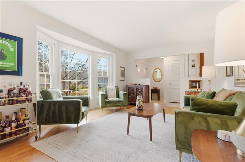 7230 Goodman St, Overland Park, KS 66204