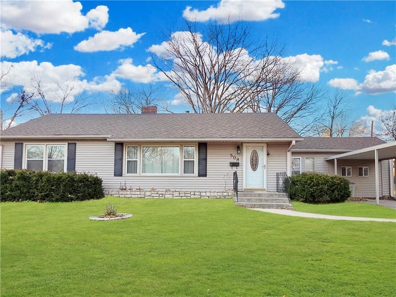 508 W 4th Street Ter, Carrollton, MO 64633