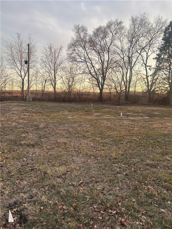 908 Harland Ct, Perry, KS 66073
