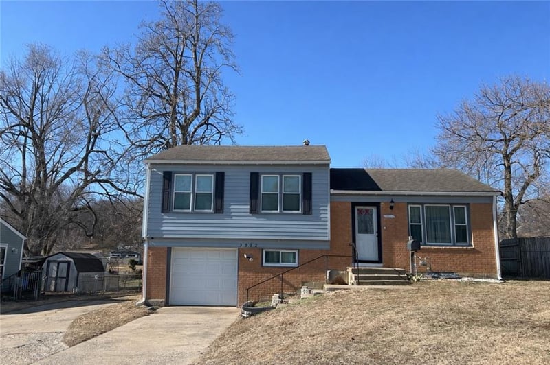 3302 Delaware St, Independence, MO 64050