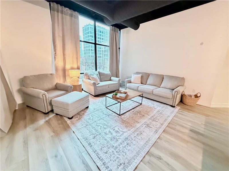 1101 Walnut St #201, Kansas City, MO 64106