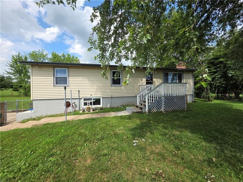 27722 State Route 7 Hw, Harrisonville, MO 64701