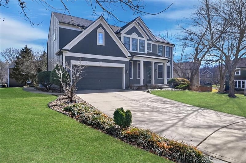 12455 Parkhill St, Overland Park, KS 66213