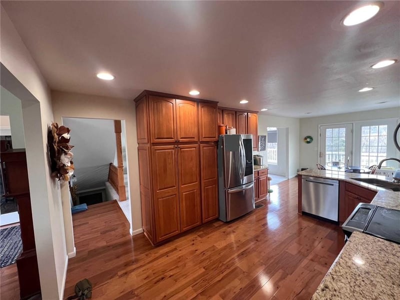 3113 Cedar Crest Ln, Chillicothe, MO 64601
