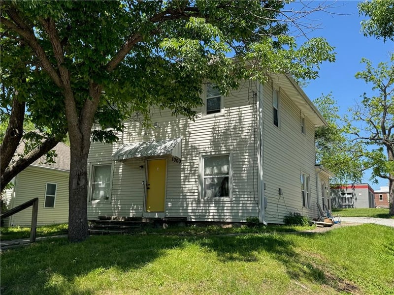1000 Linden Ave, Independence, MO 64052