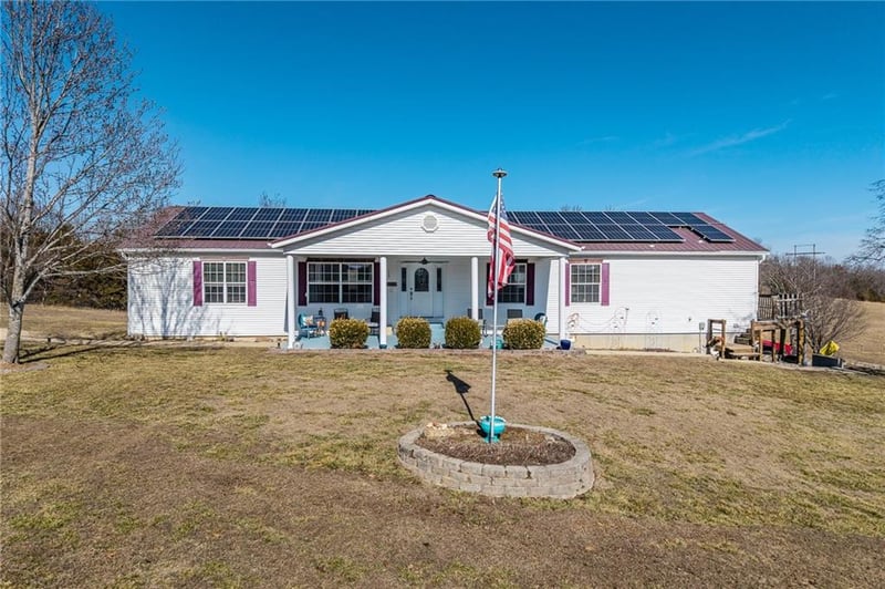 28345 Sapphire Dr, Richland, MO 65556