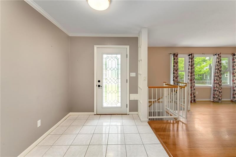 6700 Marty St, Overland Park, KS 66204