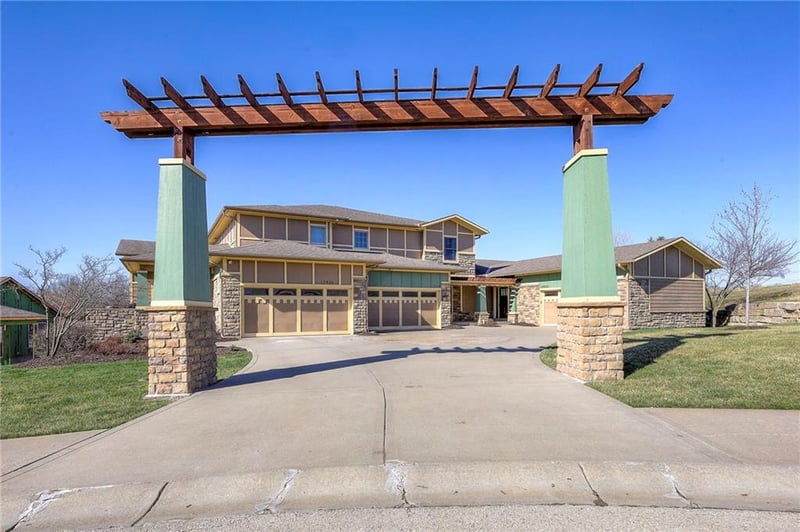 15924 Buena Vista St, Overland Park, KS 66085