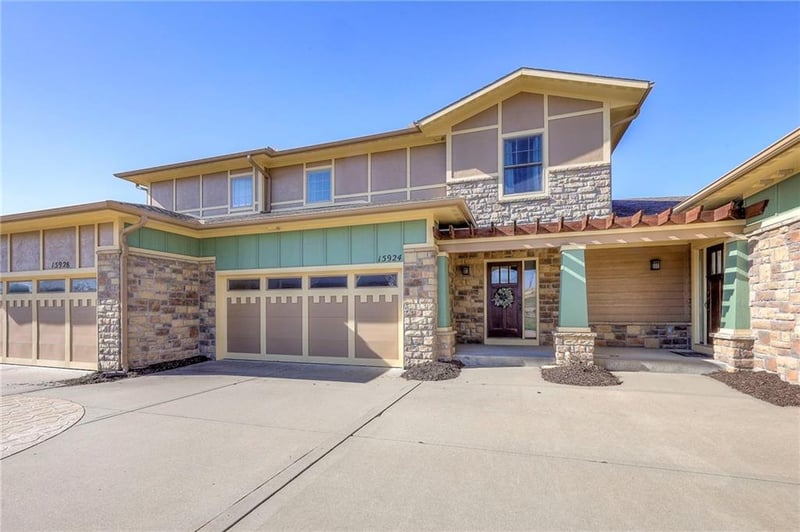 15924 Buena Vista St, Overland Park, KS 66085