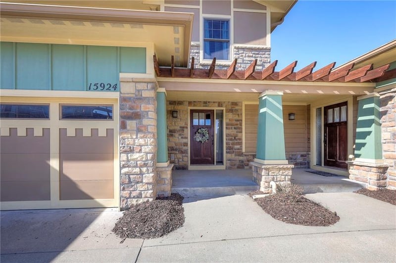 15924 Buena Vista St, Overland Park, KS 66085