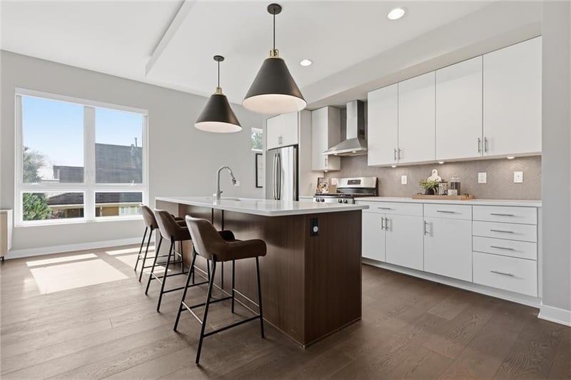 1724 Madison Ave, Kansas City, MO 64108