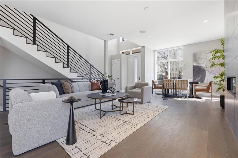 1724 Madison Ave, Kansas City, MO 64108