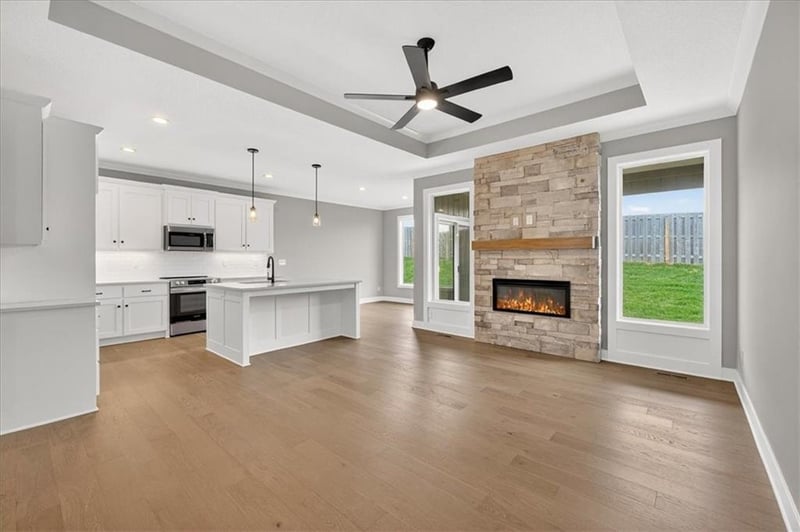 25050 94th Ter, Lenexa, KS 66227
