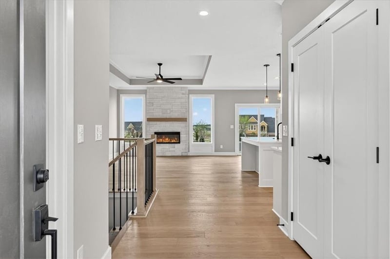 25069 94th Ter, Lenexa, KS 66227
