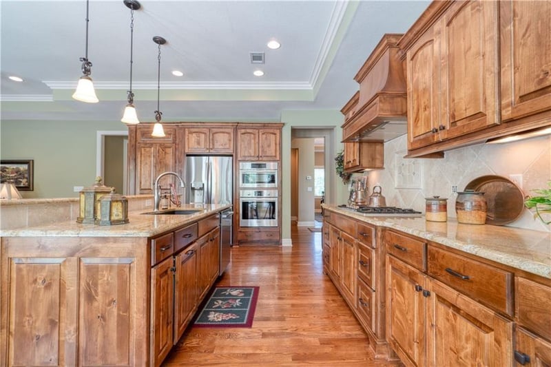 6901 Norton Ave, Gladstone, MO 64119