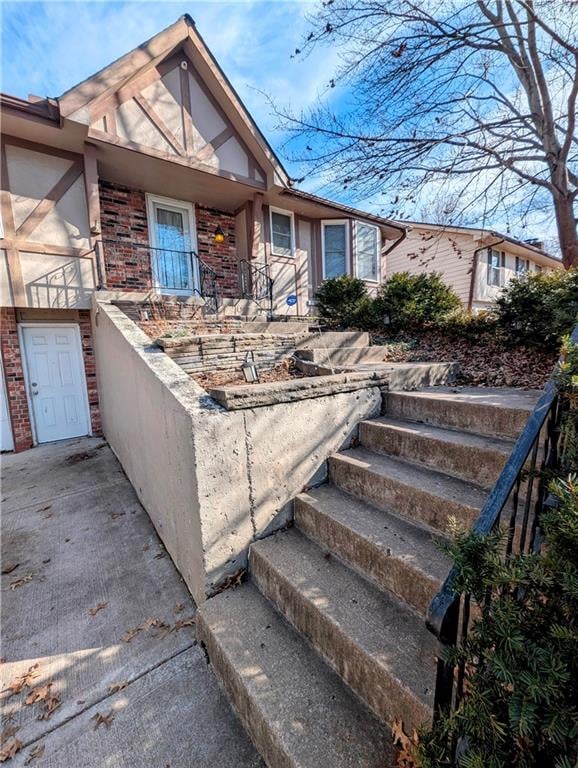 8113 Serene Ave, Kansas City, MO 64152