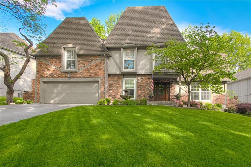 410 W 130th Ter, Kansas City, MO 64145