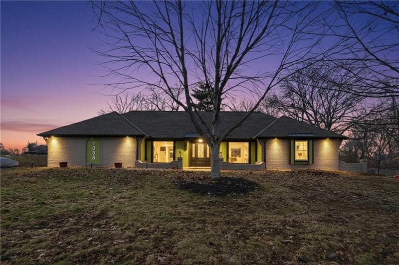 1038 Woodland Ct, Kansas City, MO 64118