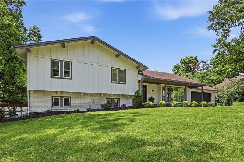 1901 70th St, Mission Hills, KS 66208