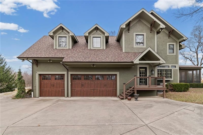 615 E 6th St, Lawson, MO 64062