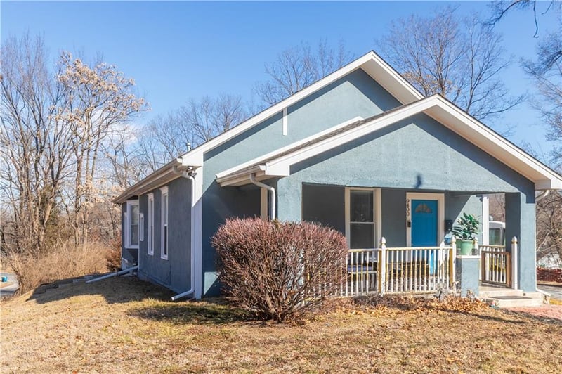 9400 9th St, Independence, MO 64053