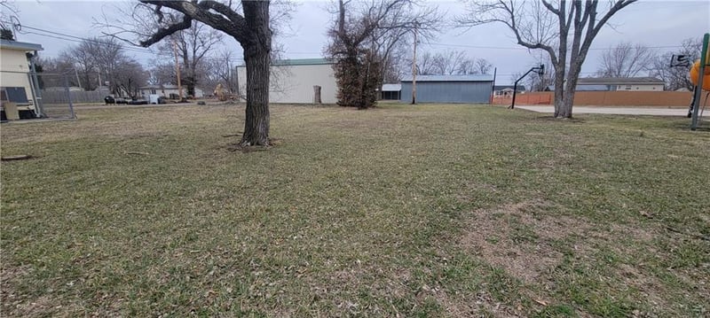 320 Galveston St, Princeton, KS 66078