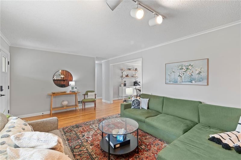 8522 W 56th Ter, Merriam, KS 66202