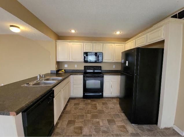 4356 83rd Ter, Kansas City, MO 64119