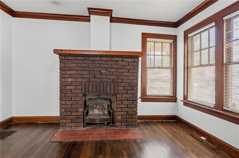 2407 69th Ter, Kansas City, MO 64132