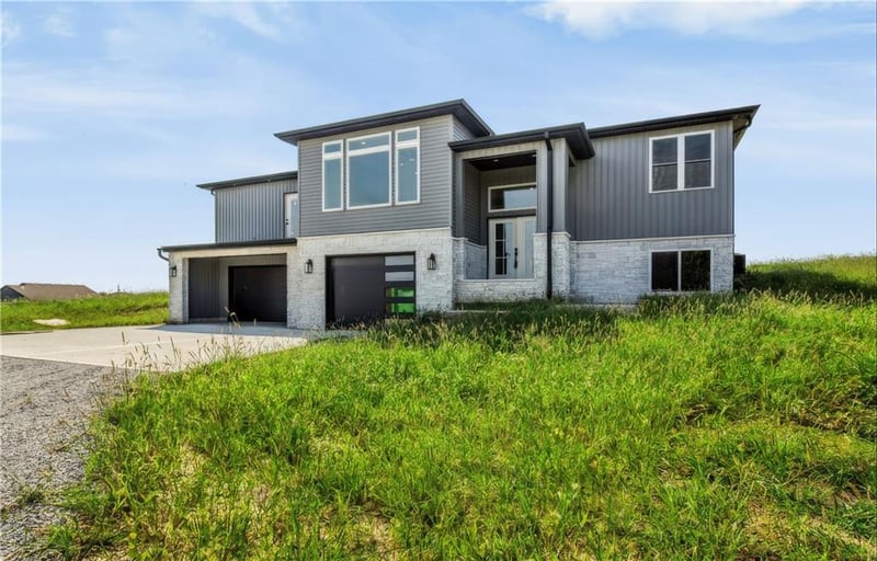 284 SW Business 13 Hw, Warrensburg, MO 64093