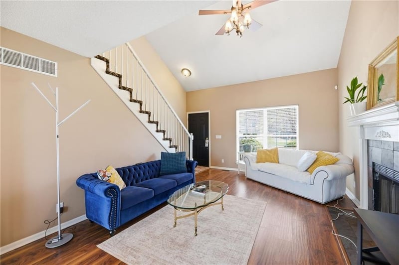 15146 Glenwood Ave, Overland Park, KS 66213