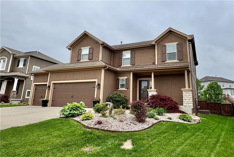 16623 172nd Ter, Olathe, KS 66062