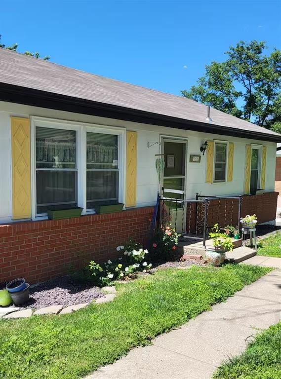 3936 Spruce Ave, Kansas City, MO 64117