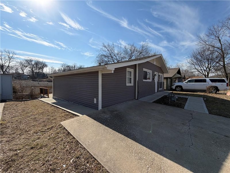 3007 New Jersey Ave, Kansas City, KS 66102