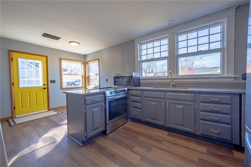 402 Market St, Rock Port, MO 64482